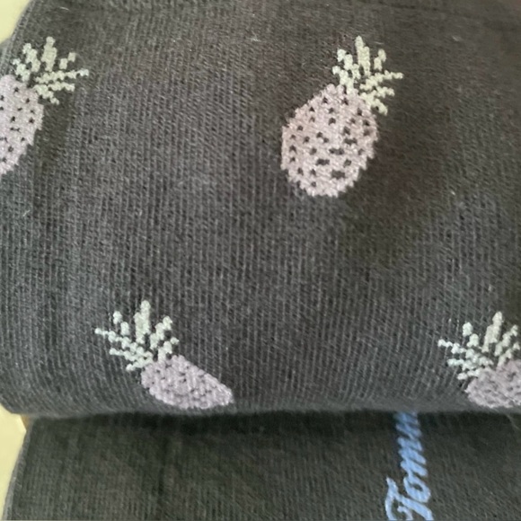 Tommy Bahama Men's Socks Dark Color Size Large Performance Casual Crew Cool Max - Picture 4 of 7